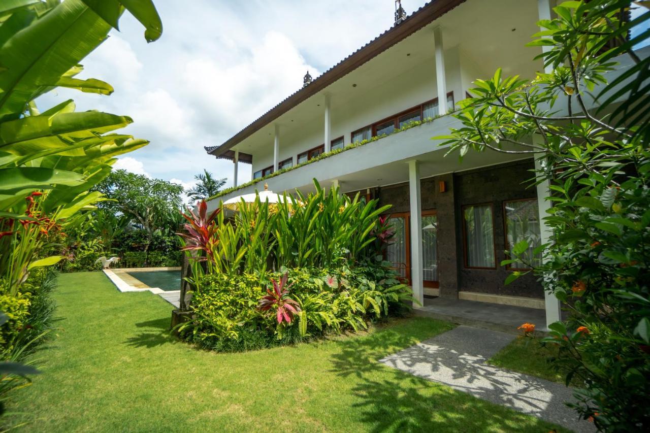 Desa Swan Villas & Spa, Keramas Exteriér fotografie