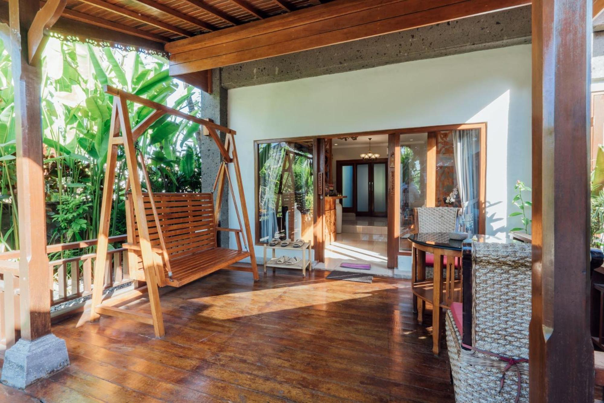 Desa Swan Villas & Spa, Keramas Exteriér fotografie
