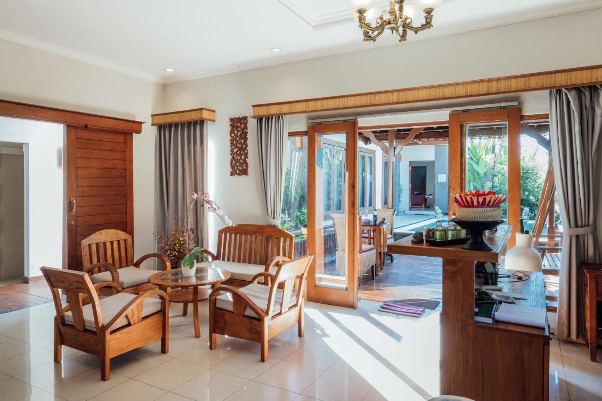 Desa Swan Villas & Spa, Keramas Exteriér fotografie